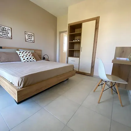 Megali Nikos Apartment Sidárion