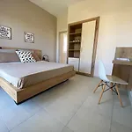 Megali Nikos Apartamento Sidárion