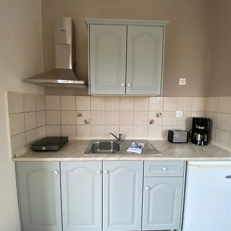 Megali Nikos Sidárion