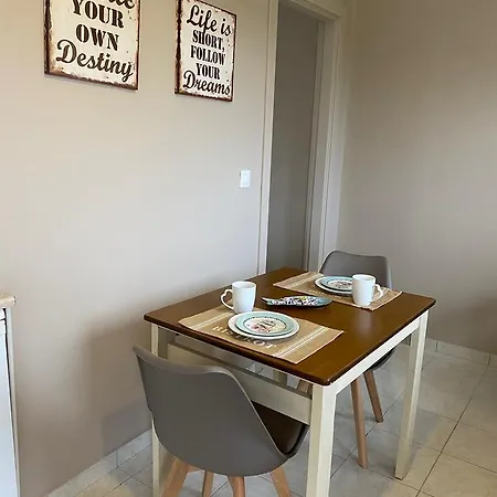 Apartment Megali Nikos