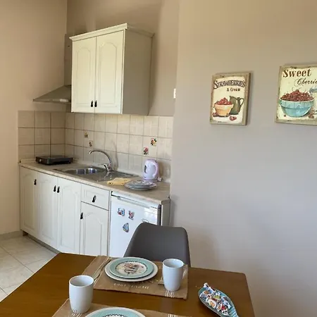 Apartment Megali Nikos *